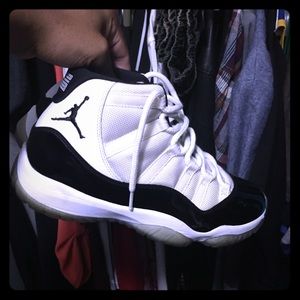 White retro 11 Jordan